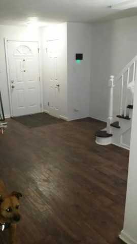 8352 S Ingleside Ave - Photo 2 of 6