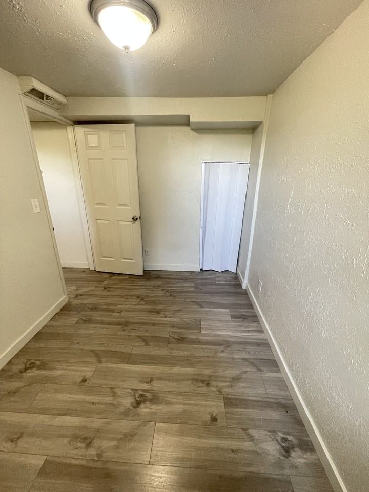 2915 Madison Ave (Lower) - Photo 6 of 16