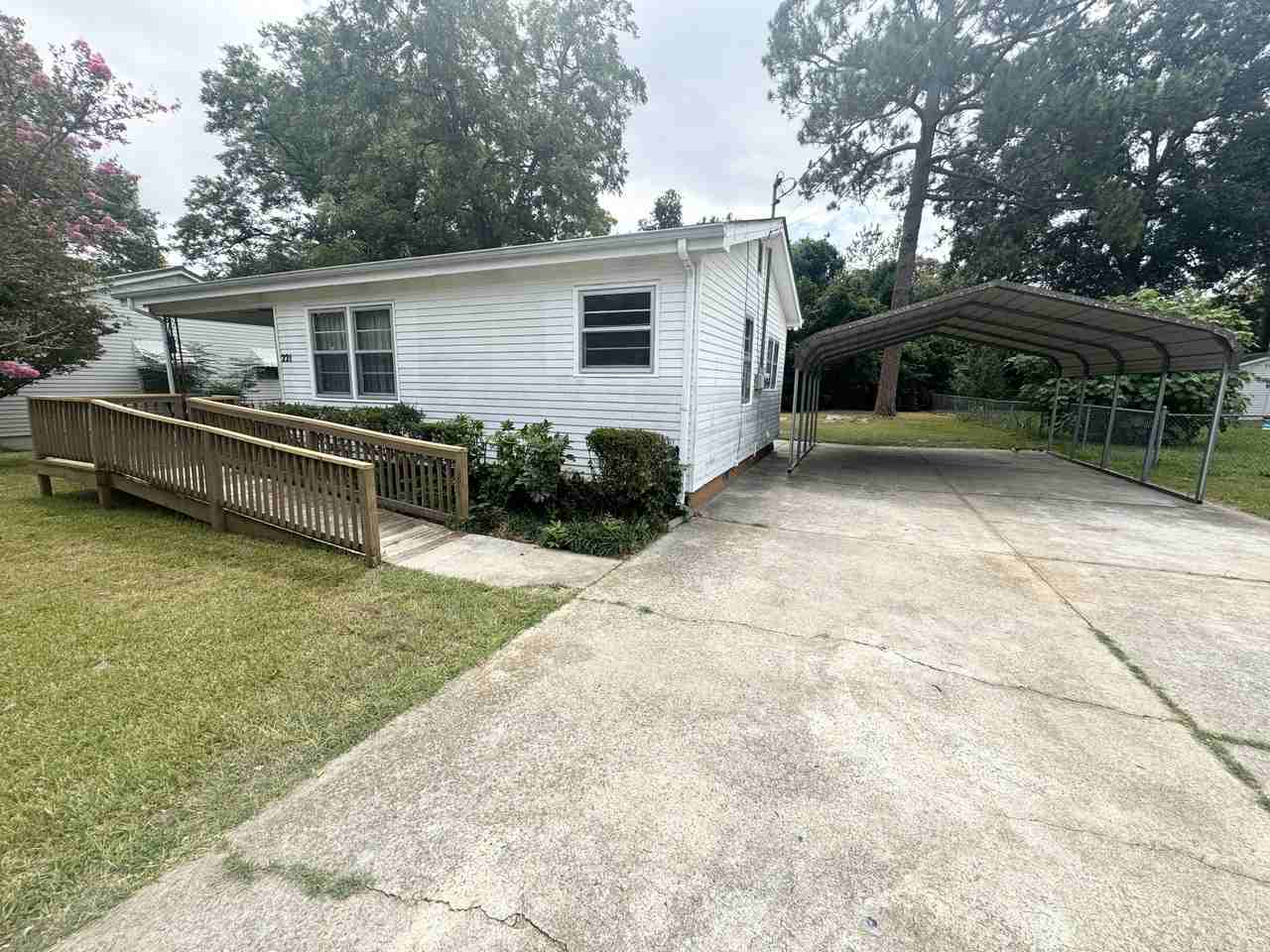221 Shirley Dr #1 - Photo 2 of 19