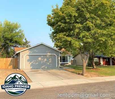 512 Kearney Pl #1 - Photo 3 of 38
