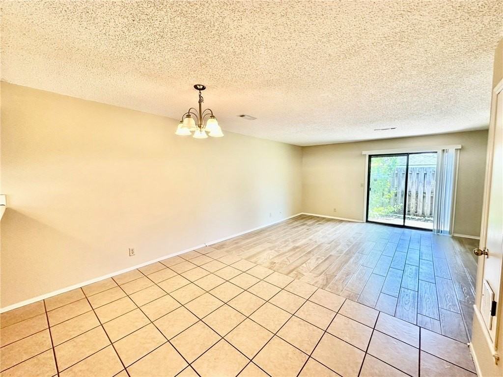 1320 W Linden St - Photo 2 of 19