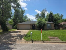 featured image of 38 Burnett Cir