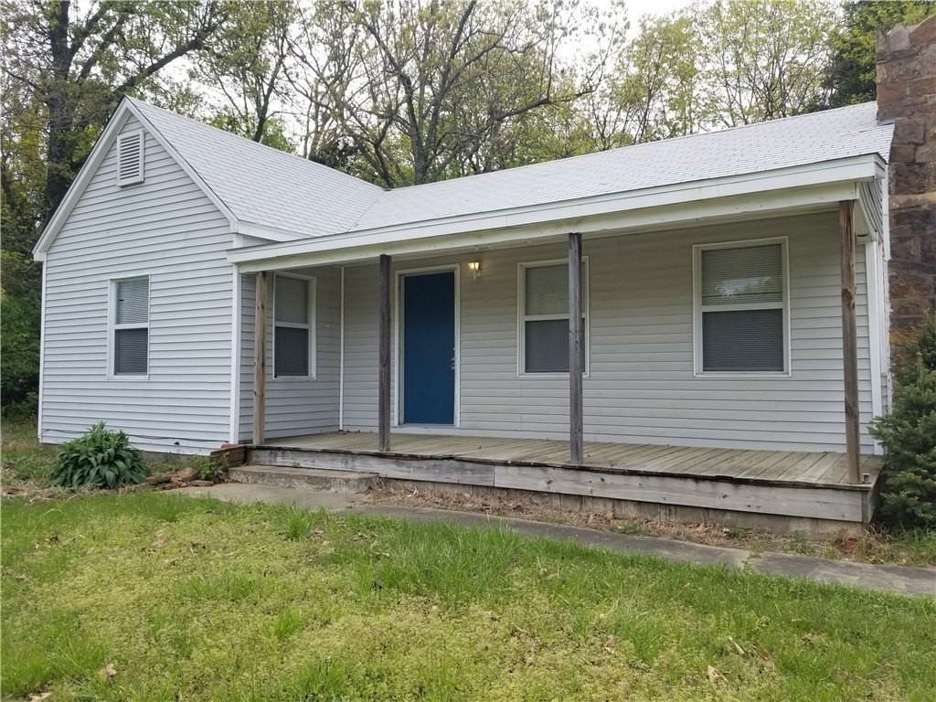 1511 N Old Wire Rd - Photo 2 of 11