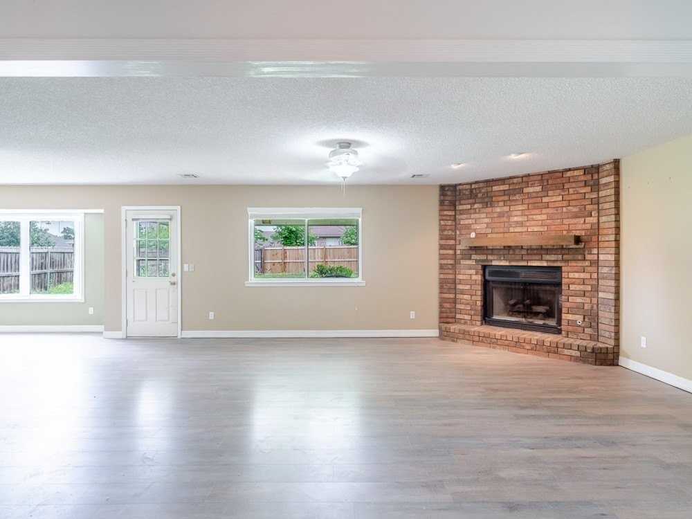 1005 N Flamingo Rd - Photo 4 of 28