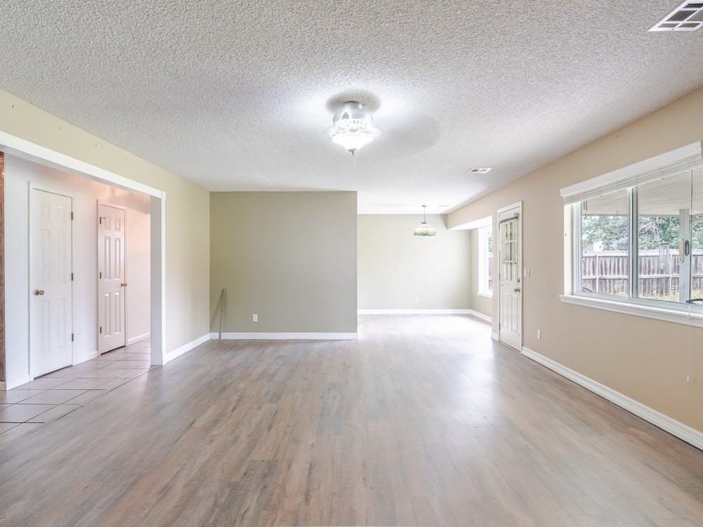 1005 N Flamingo Rd - Photo 5 of 28