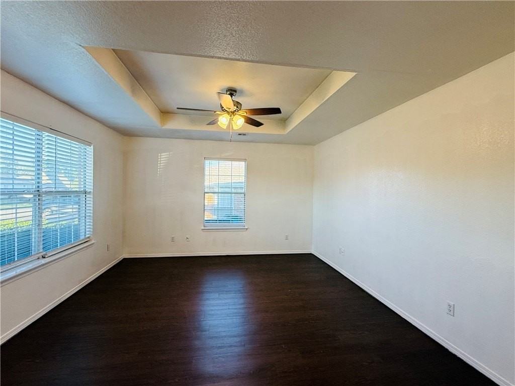 10 Holly Dr #B - Photo 3 of 21