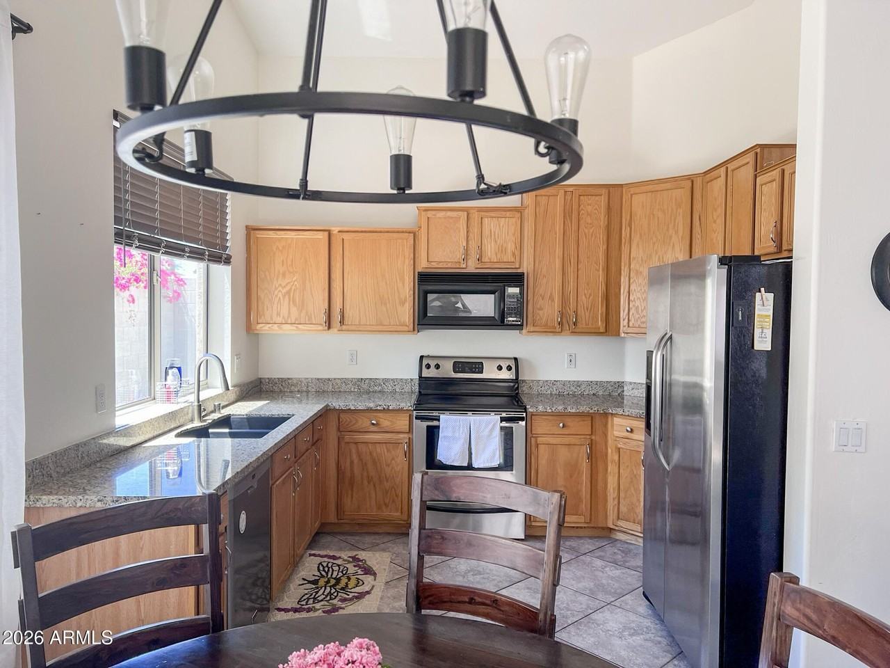 2151 S Compton - Photo 2 of 8