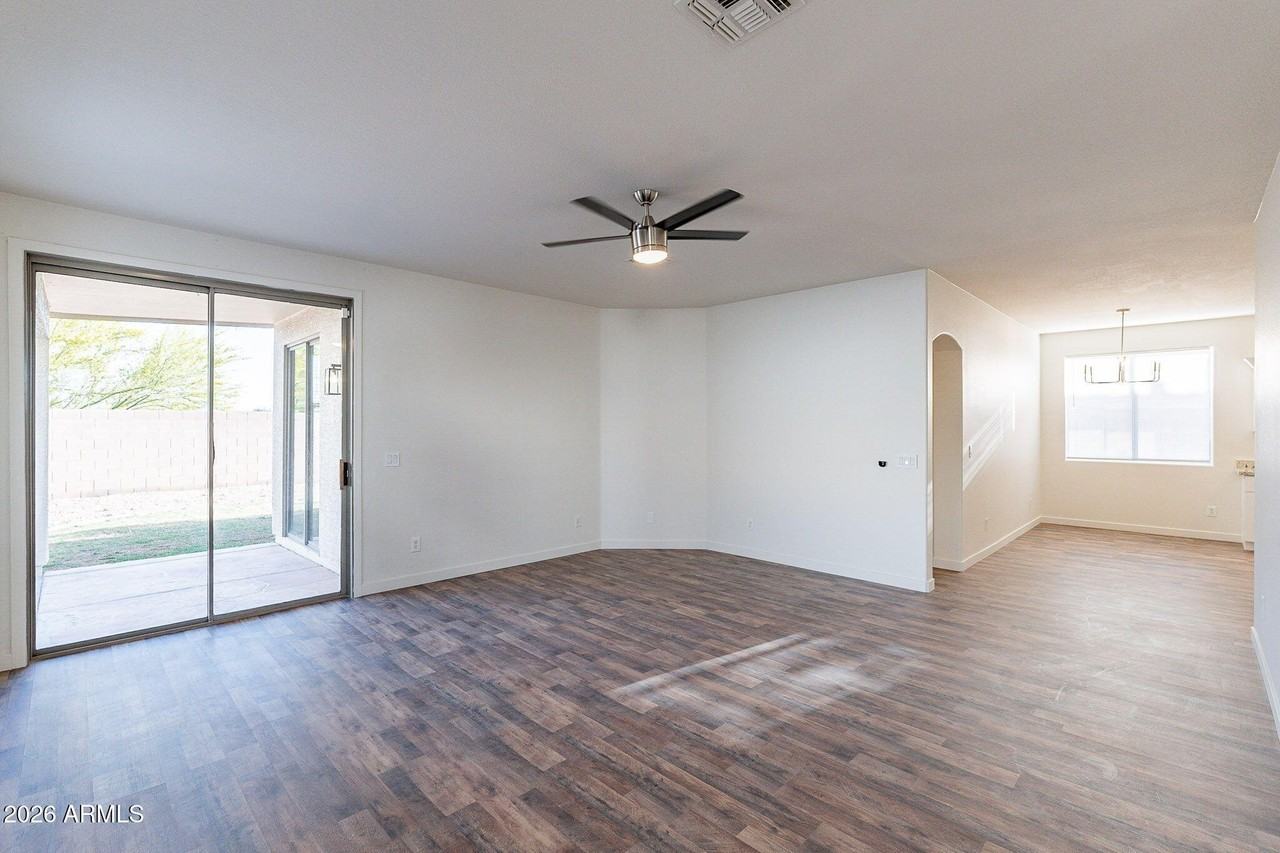 12563 W Monterey Way - Photo 5 of 41