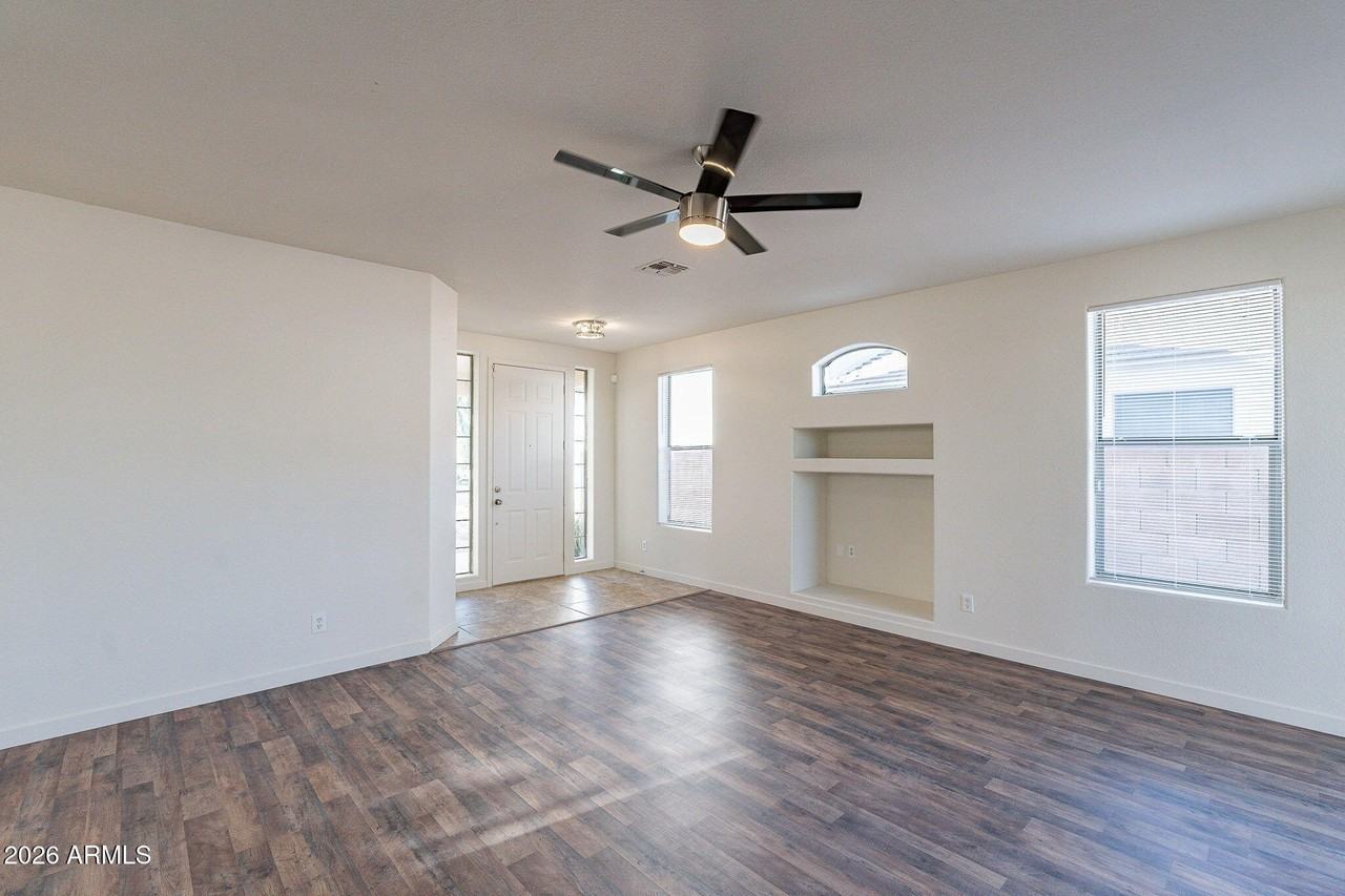 12563 W Monterey Way - Photo 7 of 41