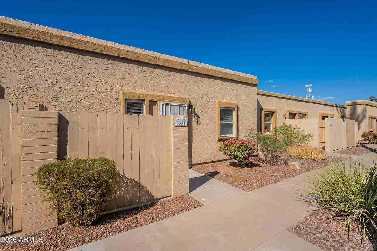 1331 E Pierson St - Photo 2 of 30