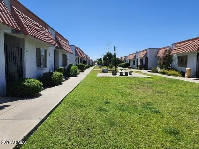 6818 N 35th Ave #E - Photo 2 of 21