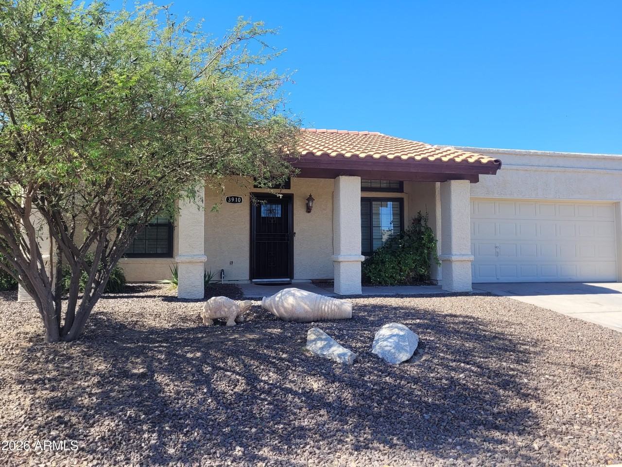 3910 E Shomi St - Photo 2 of 17