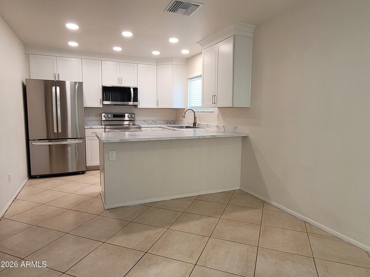 3910 E Shomi St - Photo 7 of 17