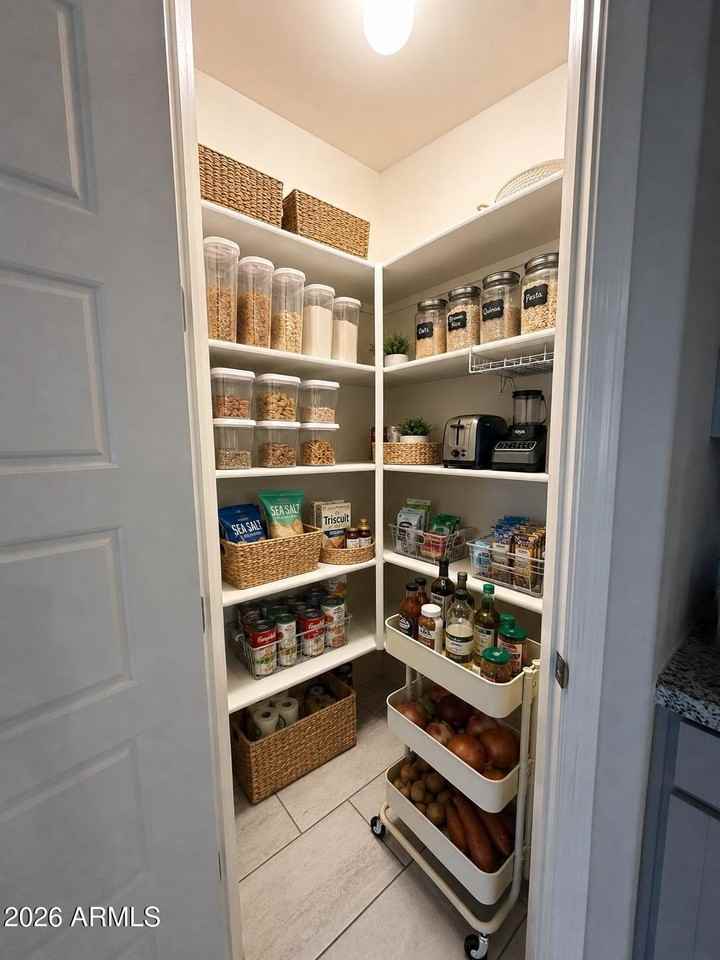1131 S Jay St - Photo 7 of 29