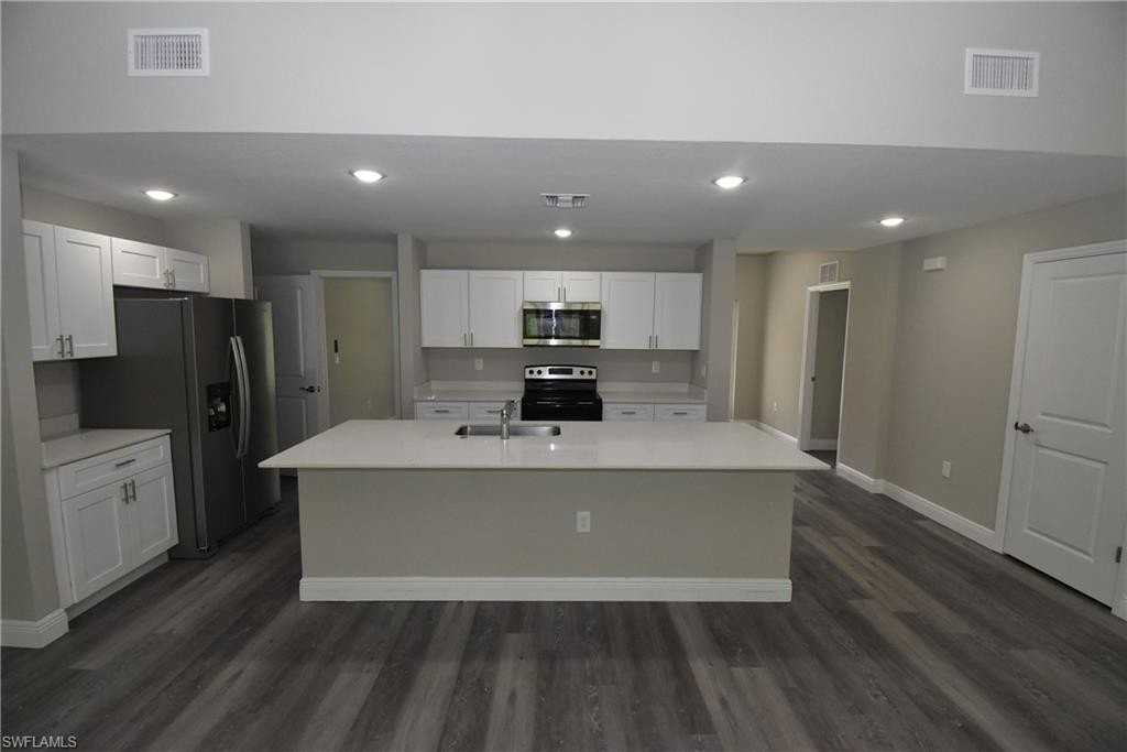 23493 Branch Ave - Photo 7 of 33