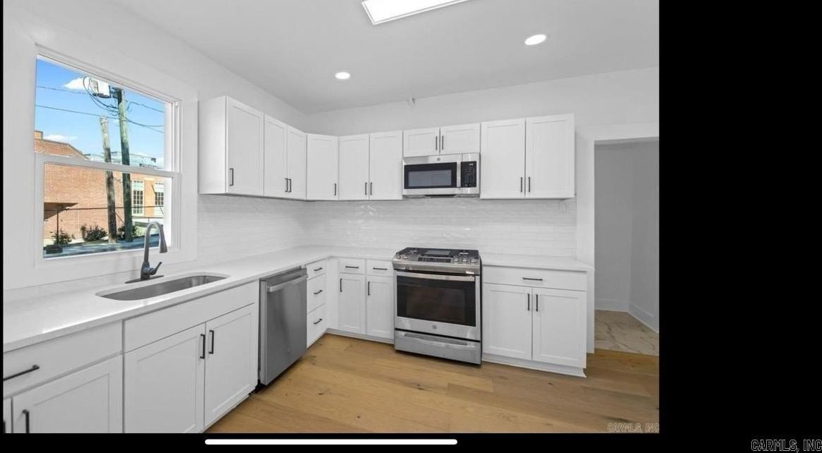 2501 S Maple St - Photo 6 of 32