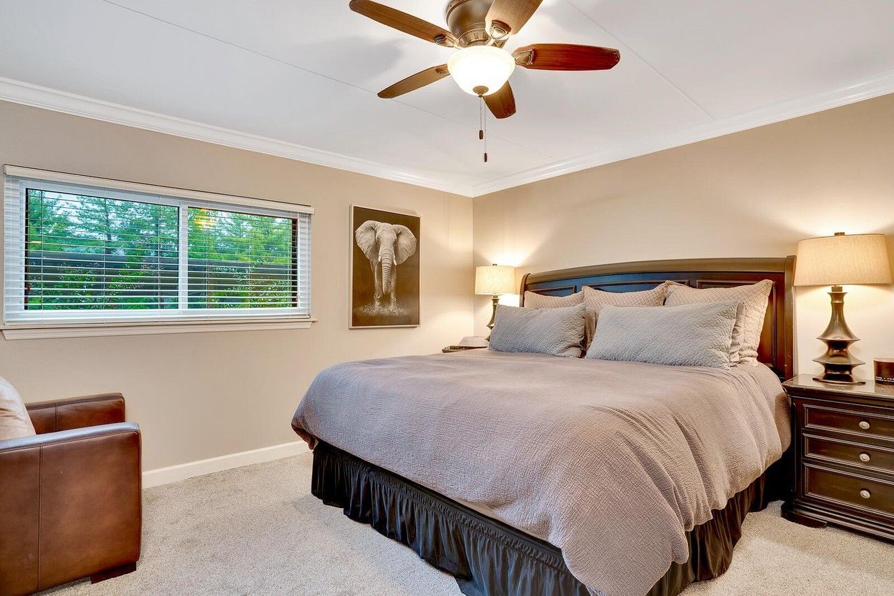 4328 Lakeshore Ln #202 - Photo 6 of 28