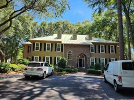 featured image of 207-2 Golden Bear Dr