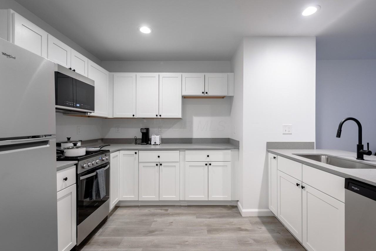 62 S Main St #8 - Photo 3 of 17