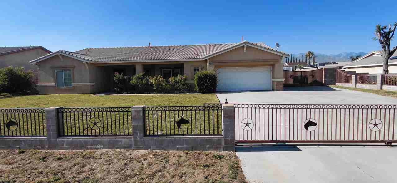 1523 Bryan St - Photo 2 of 50