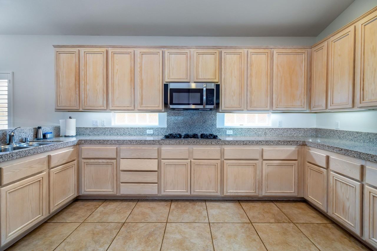 45596 Torrey Pines Ct - Photo 4 of 26