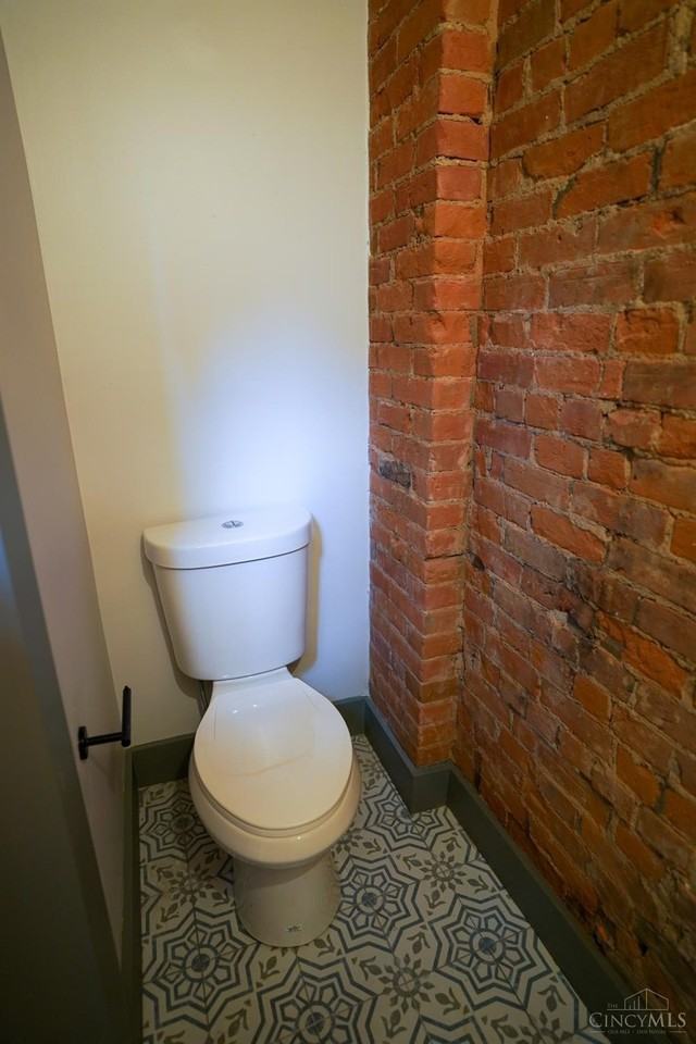 472 Dayton St #2 - Photo 5 of 34