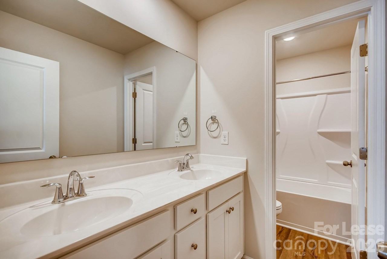3177 Treyson Dr - Photo 7 of 12