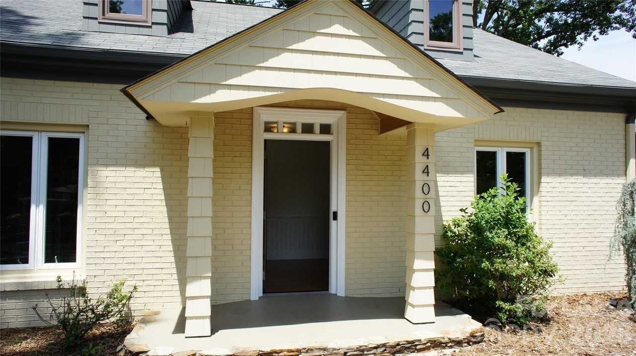 4400 Woods End Ln - Photo 5 of 44