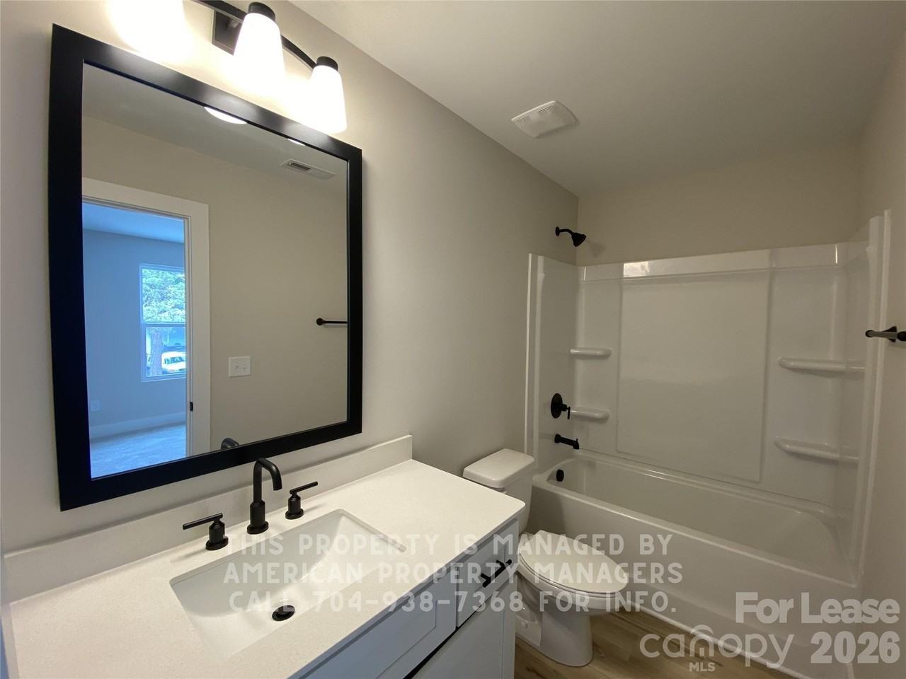 812 S 5th St #A - Photo 6 of 11