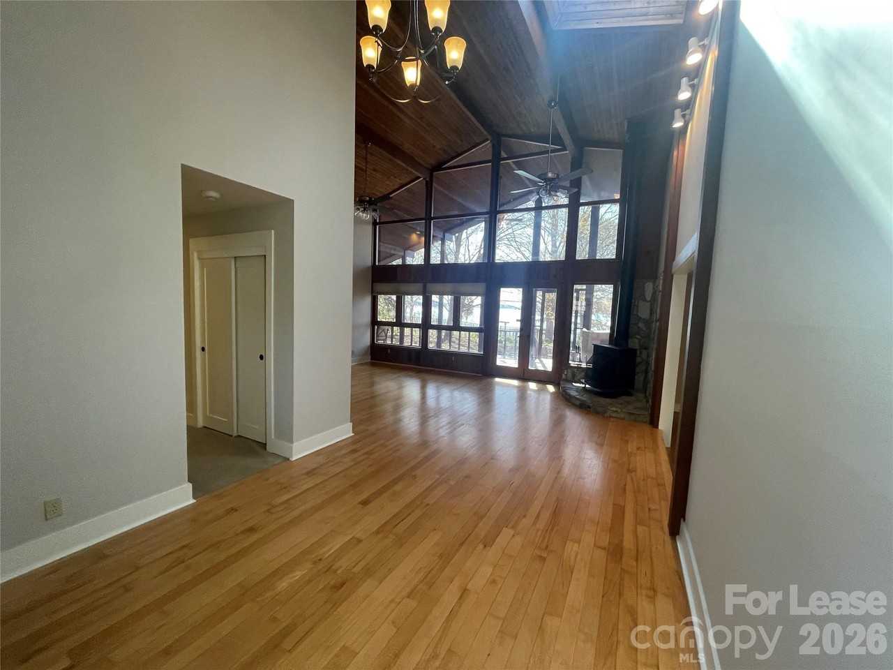 8788 Graham Rd - Photo 4 of 30