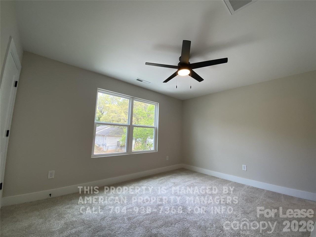 812 S 5th St #B - Photo 5 of 11