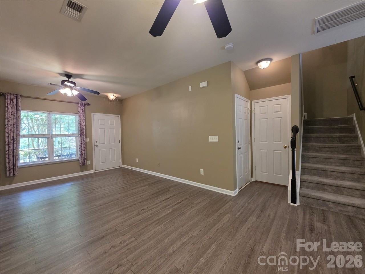 15417 Tully House Ct - Photo 2 of 19