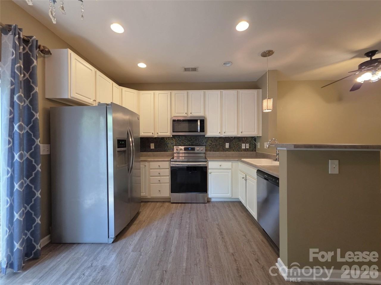 15417 Tully House Ct - Photo 4 of 19