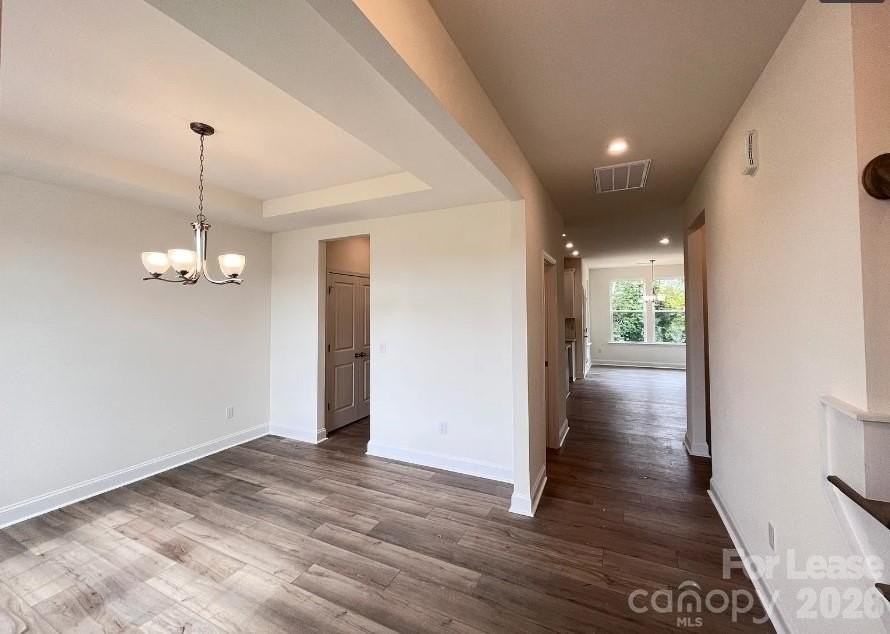 1503 Cedar Tree Dr - Photo 3 of 21