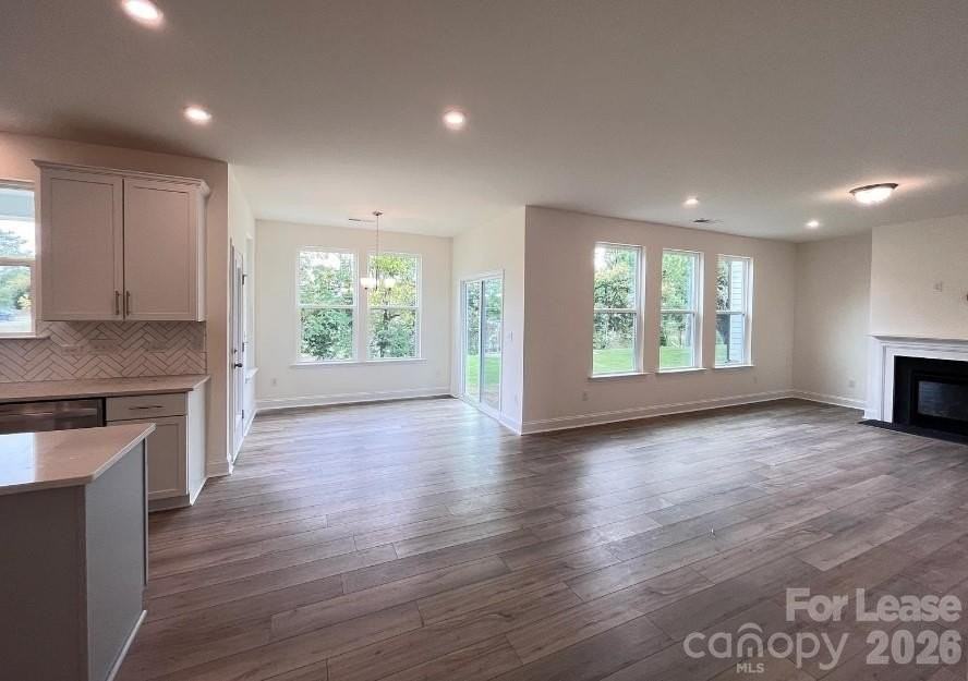 1503 Cedar Tree Dr - Photo 4 of 21