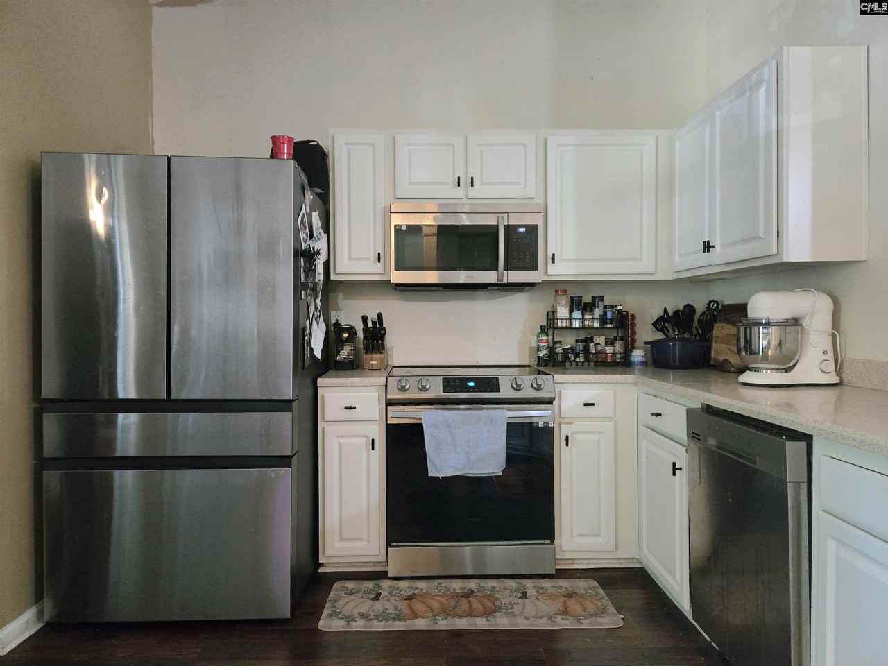 3 Beacon Ct - Photo 7 of 24