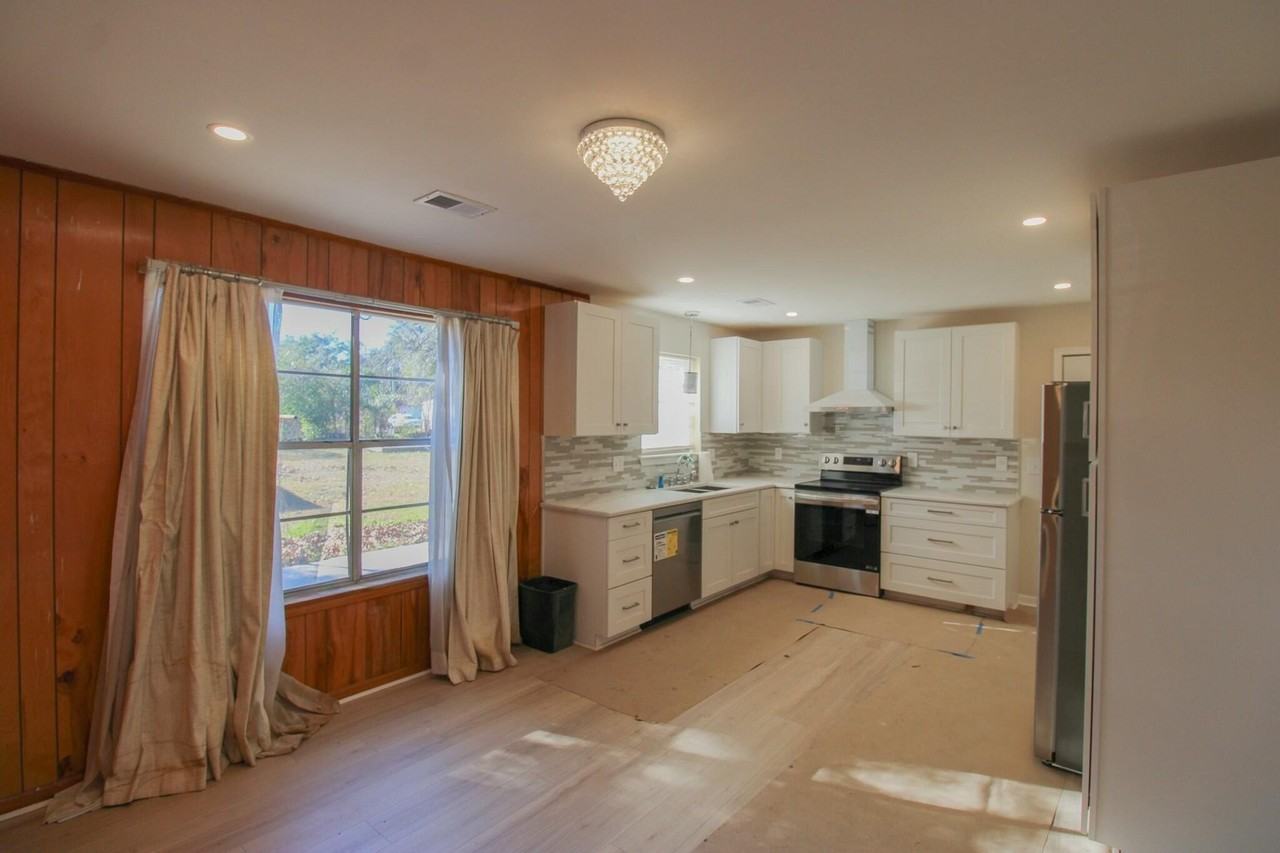 305 Millcreek Dr - Photo 4 of 18