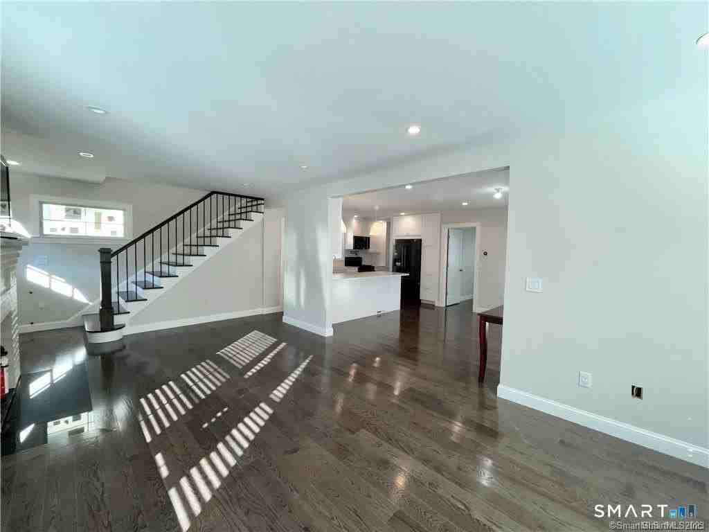49 Midland Ave - Photo 7 of 16