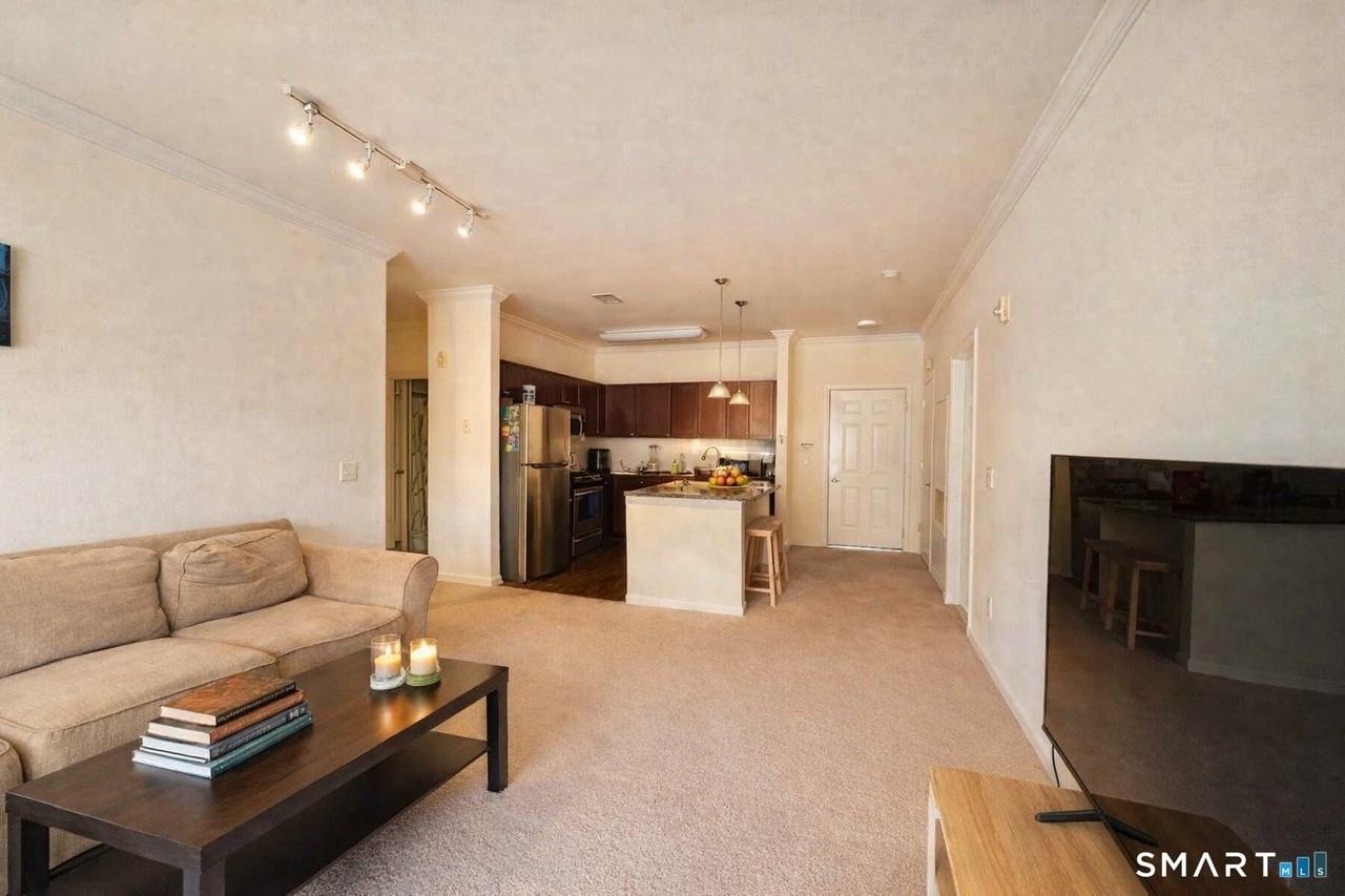 850 E Main St #430 - Photo 6 of 25