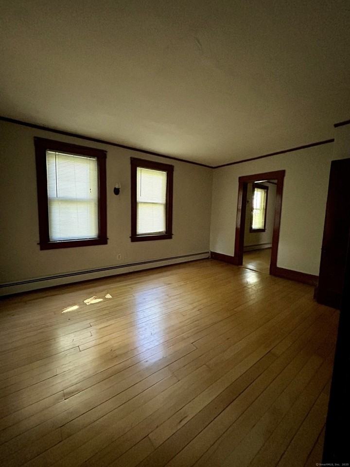 27 Pleasant St #2ndFL - Photo 4 of 6