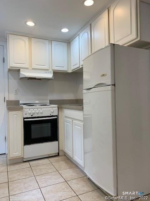 1 Appletree Ln #1 - Photo 7 of 11