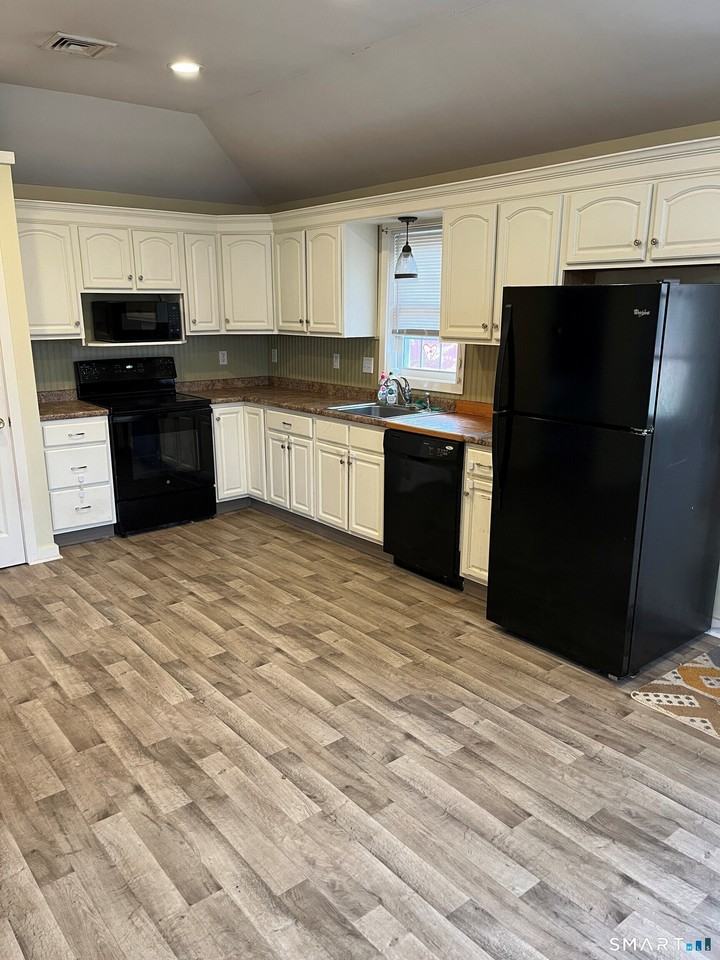 146 Beebe Farms Rd - Photo 5 of 26