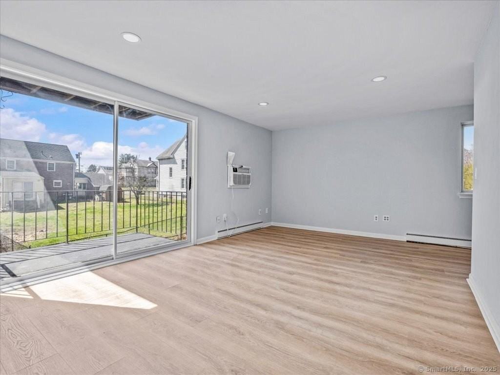 98 Carlton St #201 - Photo 2 of 6