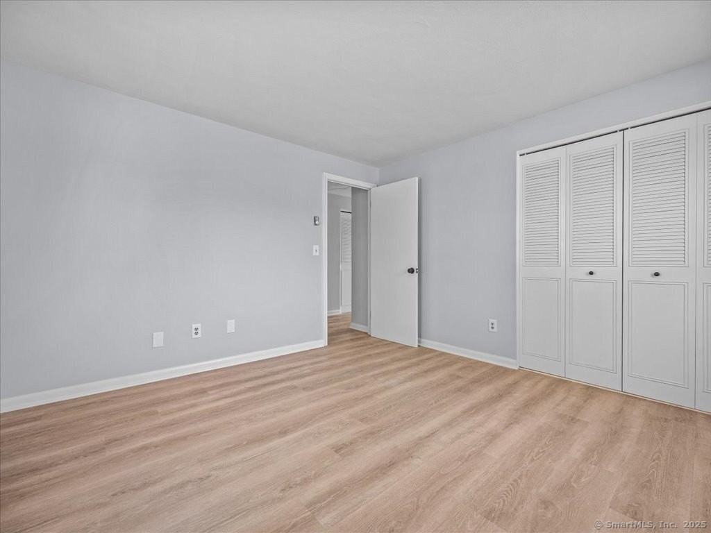 98 Carlton St #201 - Photo 5 of 6