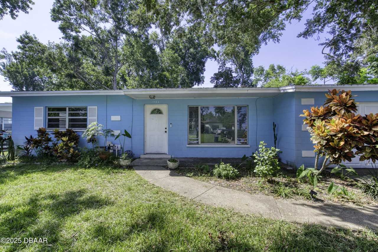 1133 Bradenton Rd - Photo 3 of 31