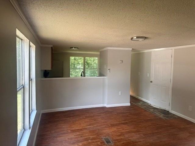 132 Independence Way - Photo 6 of 11