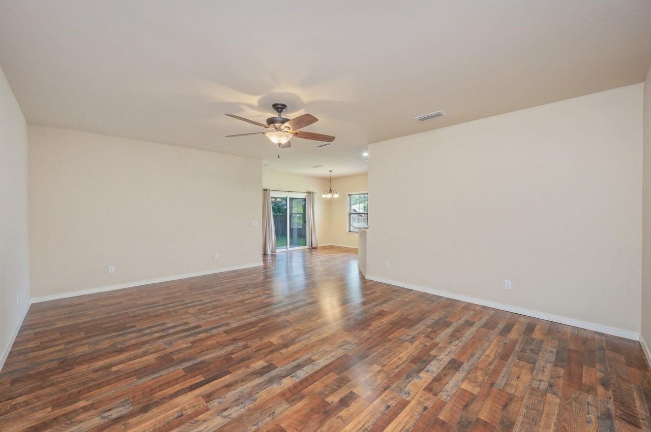 646 Hunters Ridge Rd - Photo 6 of 38
