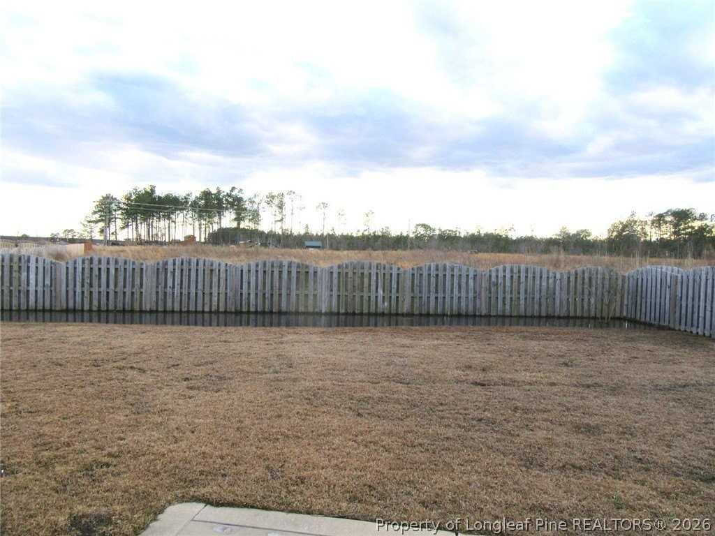 512 Rossendale Dr - Photo 5 of 35