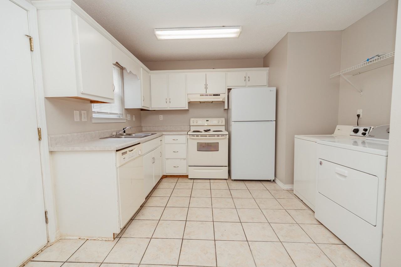 226 Runnymeade Dr #258 - Photo 5 of 13