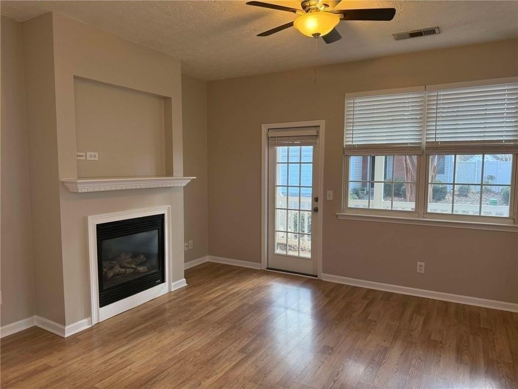 128 Windcroft Ln Nw - Photo 4 of 16